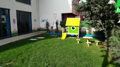 Bir Çiçek Koleji Anaokulu
