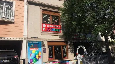 UÇAN BALON ANAOKULU BAHÇELİEVLER
