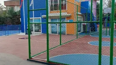 Tuzla Canada Koleji