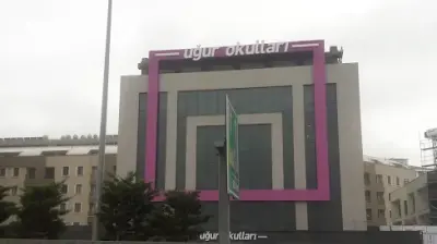 Sultanbeyli Uğur Okulları Kampüsü