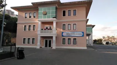 Şehit Polis Mustafa Erdoğan Ortaokulu
