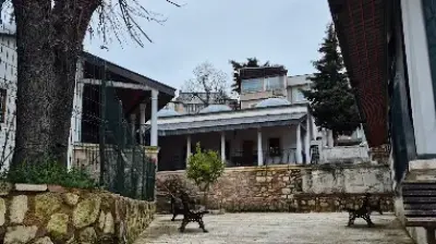 Çinili Sanat Atölyeleri Merkezi