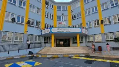 Batıköy Memurdan Armağan İlkokulu Ve Ortaokulu