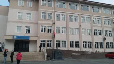 Esenyurt Şehitler İlkokulu