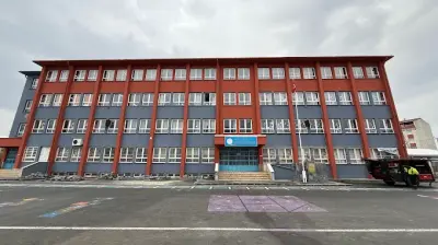 Suatlar İlkokulu