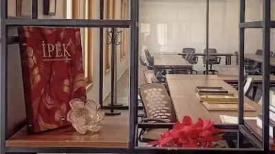 İpekli Sanat Atölyesi