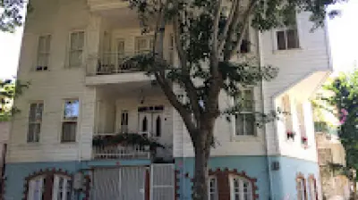Özel Büyük Ada Rum İöo