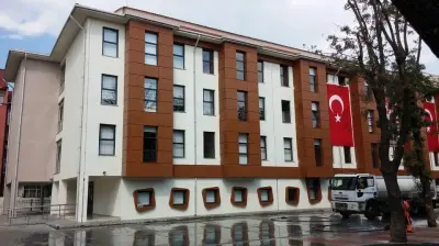 Oğuzhan İlkokulu