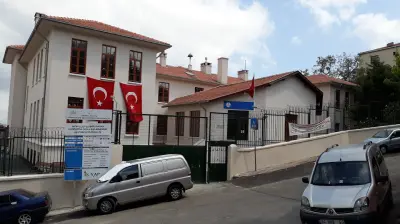 Ulubatlı Hasan İlkokulu