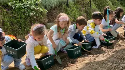 Mutlu Çocuk Gündüz Bakım Evi