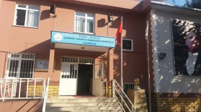 Çağdaş Yaşam-N.Kamuran Emiroğlu İlkokulu