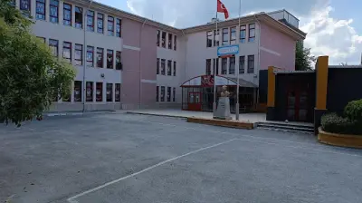 İnönü İlkokulu