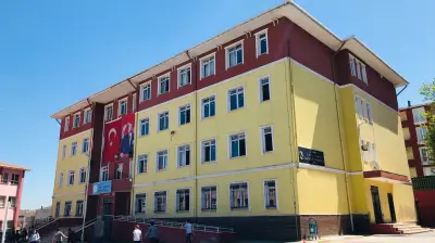 Ayşe Çarmıklı İlkokulu