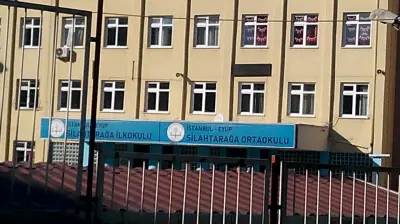 Silahtarağa İlkokulu