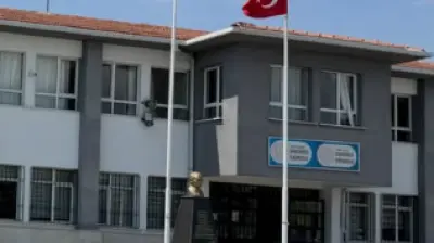 Ovayenice İlkokulu