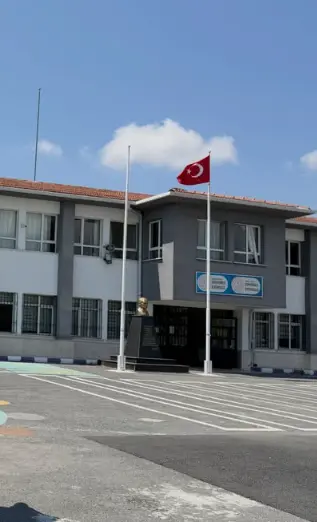 Ovayenice İlkokulu