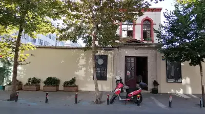 Özel Dadyan Ermeni İlköğretim Okulu
