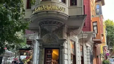 Nail Kitabevi & Cafe
