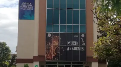 Mehmet Akif Kültür Ve Eğitim Merkezi