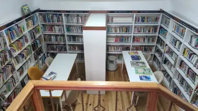Çinili Çocuk Kütüphanesi