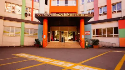 ŞiŞLi GÜLSEN MUSTAFA MUZURİ İLKOKULU