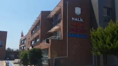 Halil Vedat Fıratlı İlkokulu
