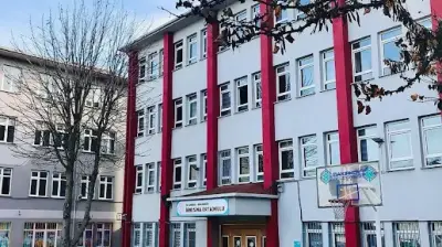 İbni Sina İlkokulu