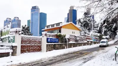 Yıldız Koleji Okul Öncesi & İlkokul