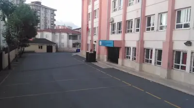 Mebruke Salih Koçak Ortaokulu