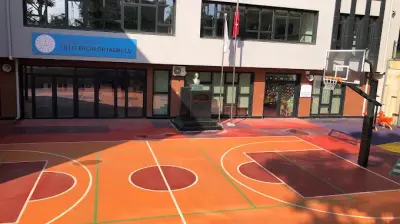 İstanbul Üsküdar Lütfi Erçin Ortaokulu