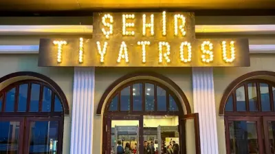 Harbiye Muhsin Ertuğrul Sahnesi