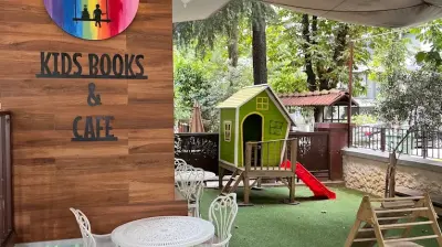 Story Garden Kids Books & Cafe