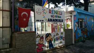Özel Renkli Uçurtma Anaokulu