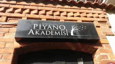 Şevki Karayel Piyano Akademisi
