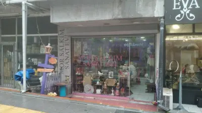 Mor Salkım Sanat Evi