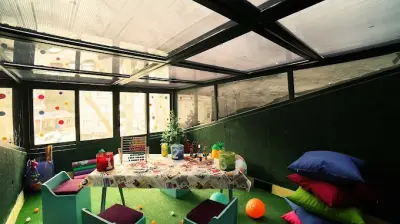 KUZGUNCUK SANAT TİYATROSU
