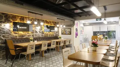 Curcuna Parti Evi