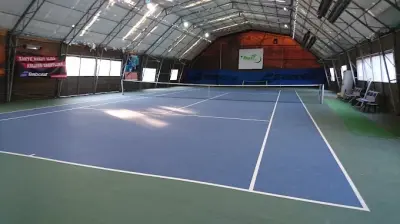 RAKET TENİS KULÜBÜ