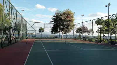 Moda2 Tenis Kortu