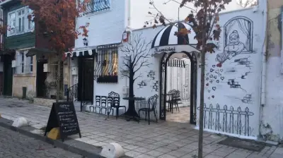 Bilim ve Sanat Köşkü / House of Arts and Sciences