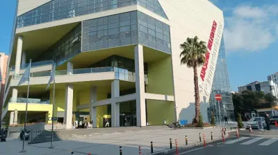 Içerenköy kültür merkezi