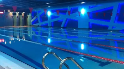 Ata Yüzme Kursu - Ataşehir Yüzme Havuzu