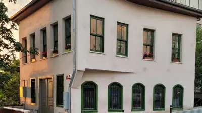 Ayşegül Abadan Piyano