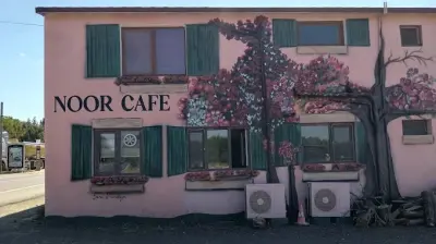 Noor Cafe