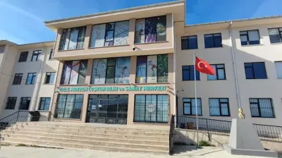 Beylikdüzü Halil Meryem Coşkun Bilim ve Sanat Merkezi