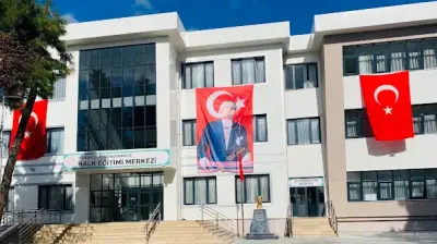 İSTANBUL - KÜÇÜKÇEKMECE HALK EĞİTİMİ MERKEZİ