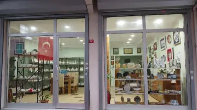 Ümmihan Çini-Ebru Sanatevi