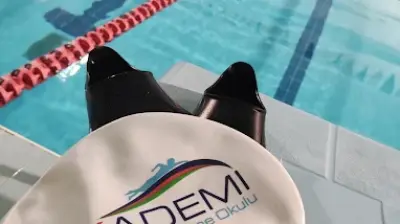 Akademi Yüzme Okulu