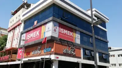 Enstitü İstanbul İSMEK, Bilişim Teknolojileri Okulu