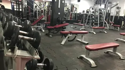 Bayrak Spor Merkezi Yenibosna